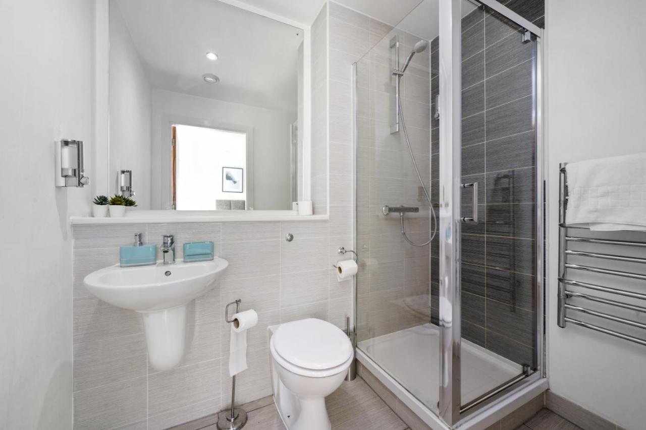 Stunning City Centre Penthouse - Sleeps 10 - Parking Manchester Exterior photo
